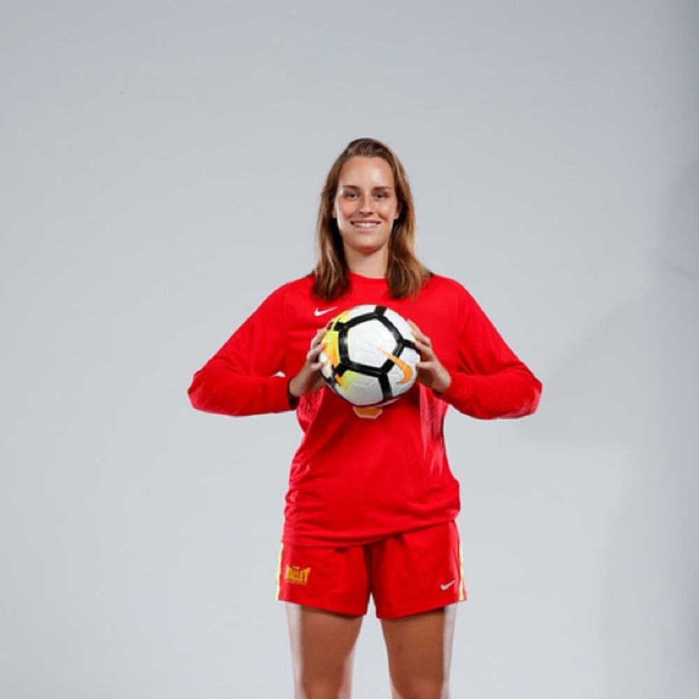 Meet your Posher, Maddie